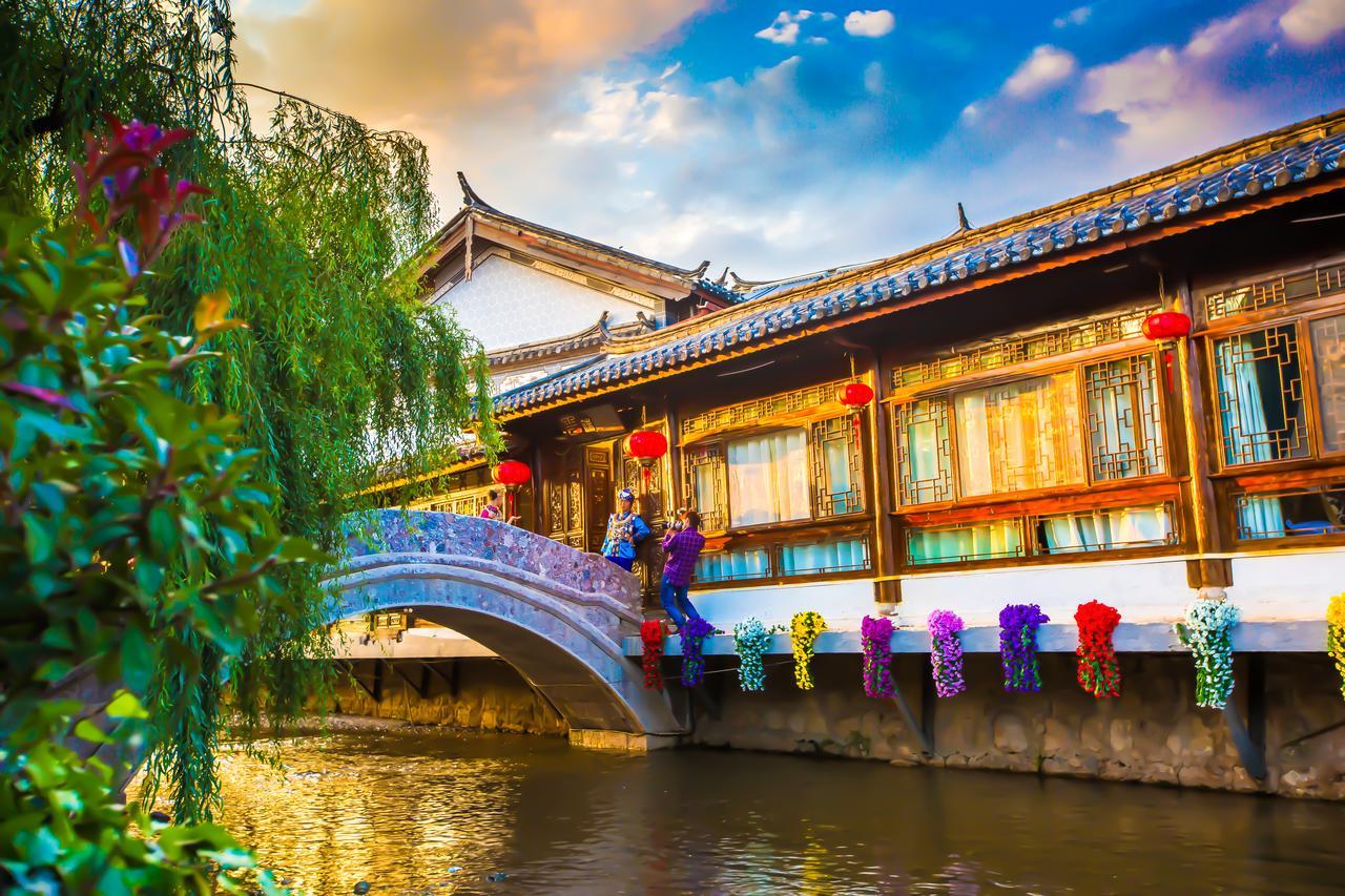 Love Cloud Boutique Chain Hotel In The Water Side 麗江市 エクステリア 写真
