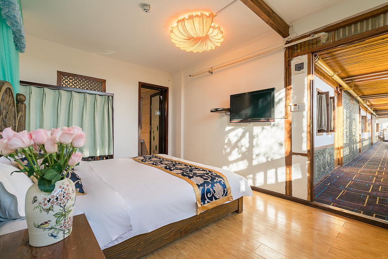 Love Cloud Boutique Chain Hotel In The Water Side 麗江市 エクステリア 写真