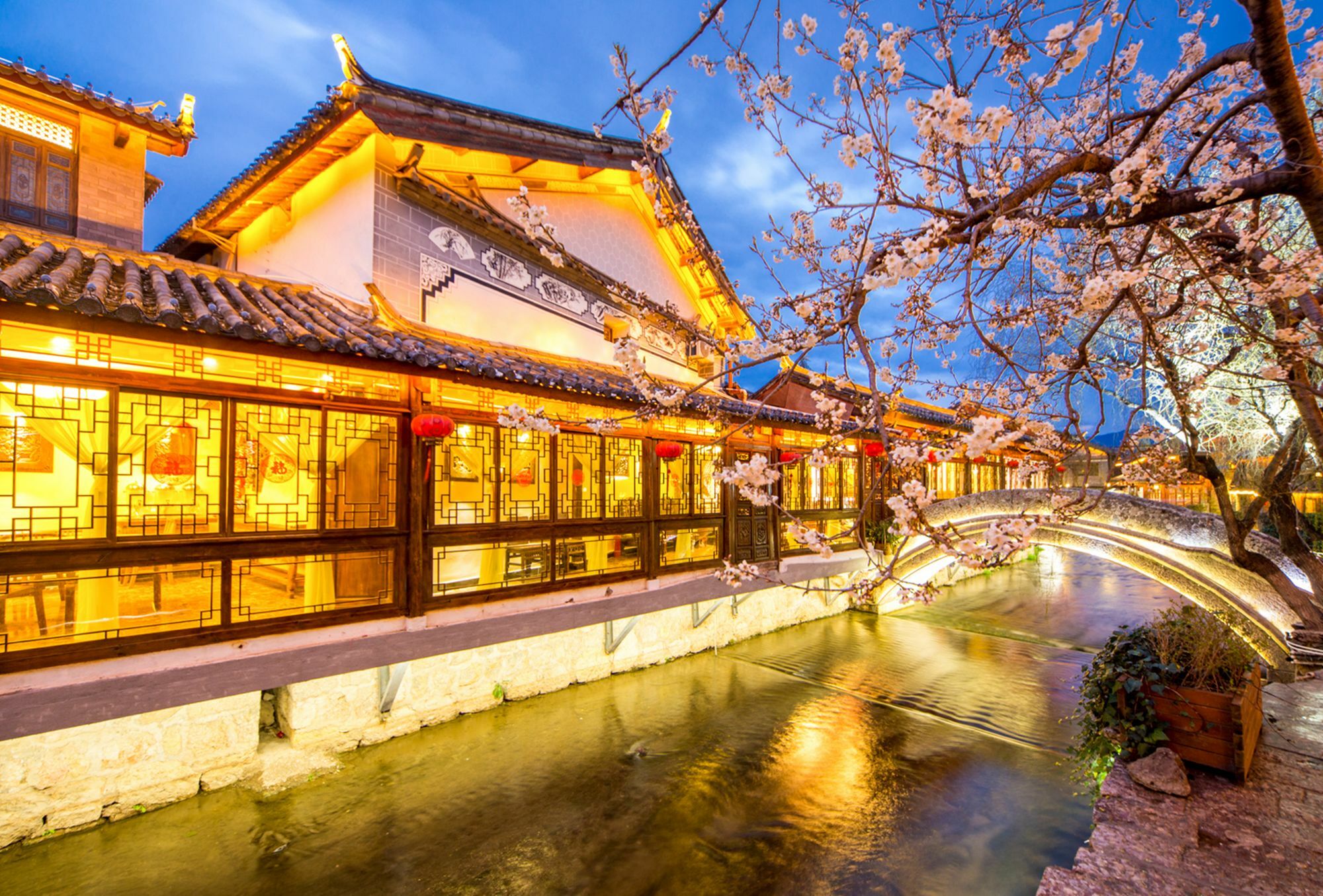 Love Cloud Boutique Chain Hotel In The Water Side 麗江市 エクステリア 写真